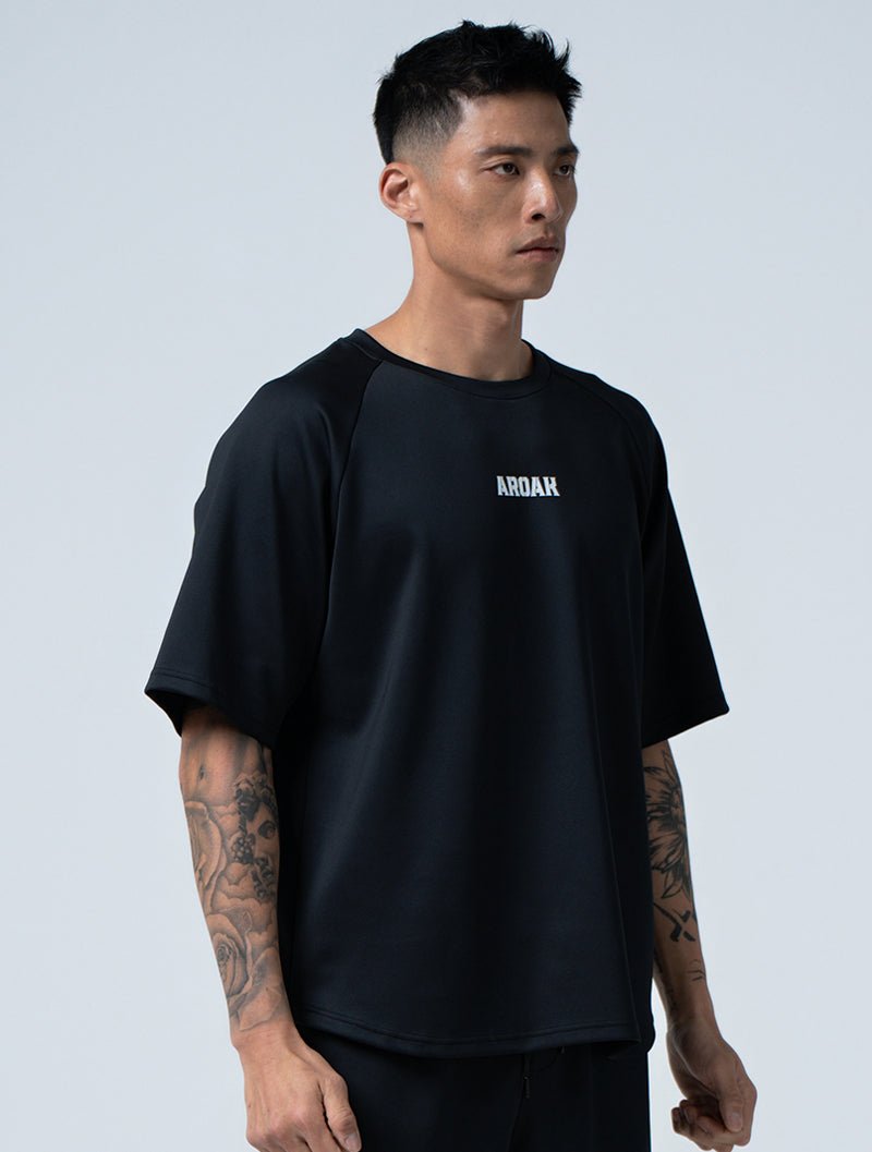 AirSculpt™ OVERSIZED 拉克蘭袖上衣 (黑) - AROAK 機能健身服飾 | 專為健人打造