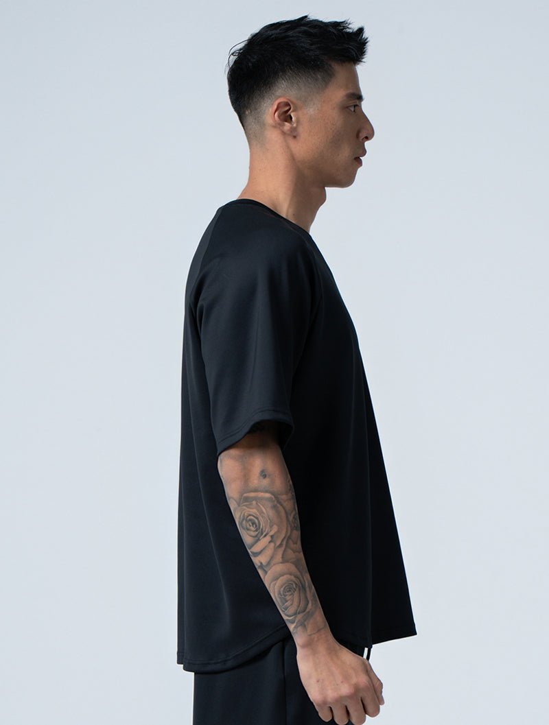 AirSculpt™ OVERSIZED 拉克蘭袖上衣 (黑) - AROAK 機能健身服飾 | 專為健人打造