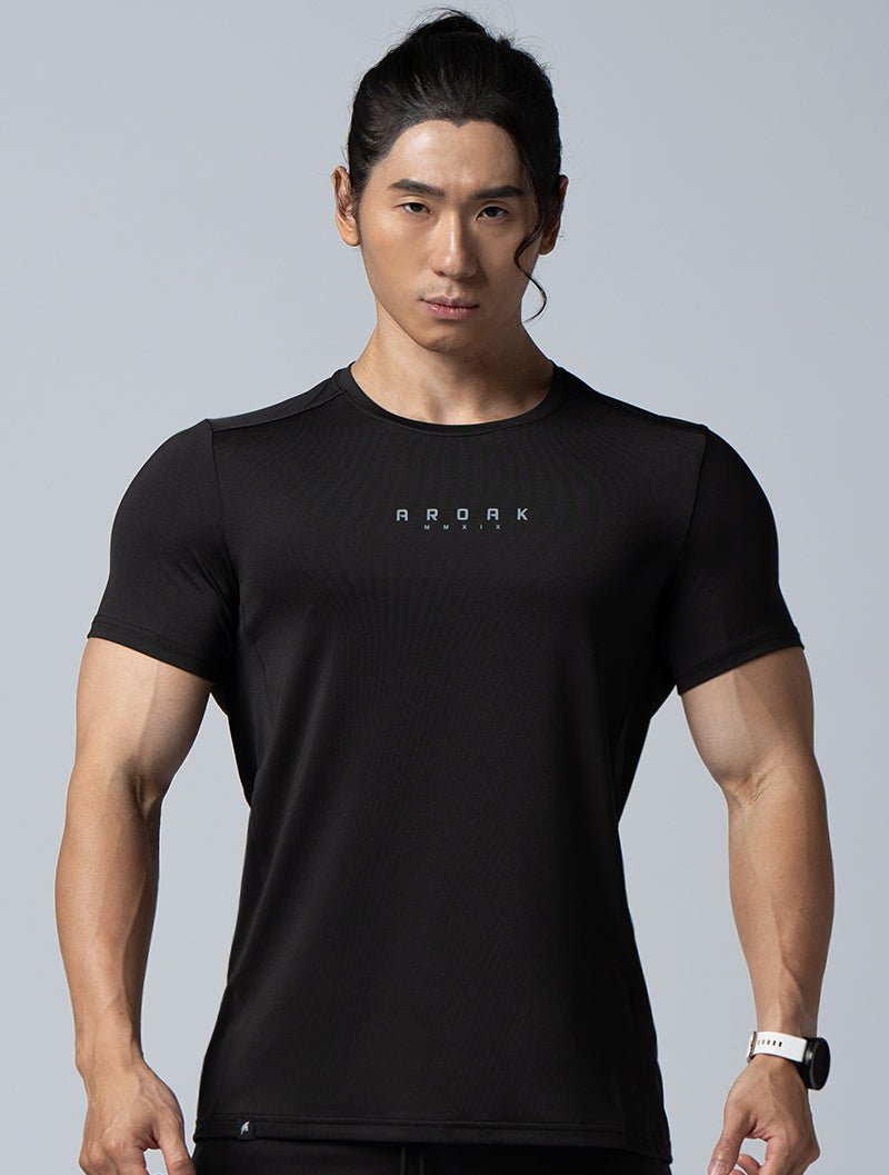 ArcTech™機能拼接短袖上衣 (黑) - AROAK 機能健身服飾 | 專為健人打造