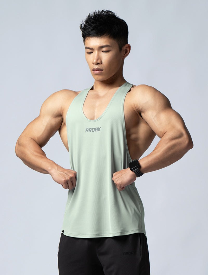 ArcTech™ 機能細肩挖背訓練背心 (淺灰綠) - AROAK 機能健身服飾 | 專為健人打造