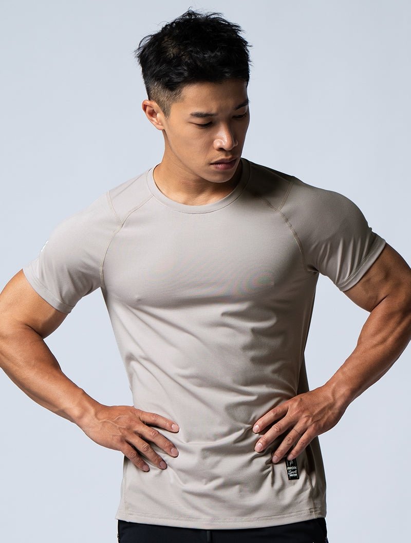 ArcTech™ 橋接式短袖訓練上衣 (銀雲灰) - AROAK 機能健身服飾 | 專為健人打造