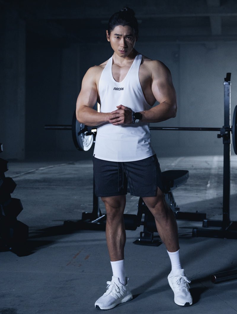 ArcTech™ 機能細肩挖背訓練背心 (碳黑) - AROAK 機能健身服飾 | 專為健人打造