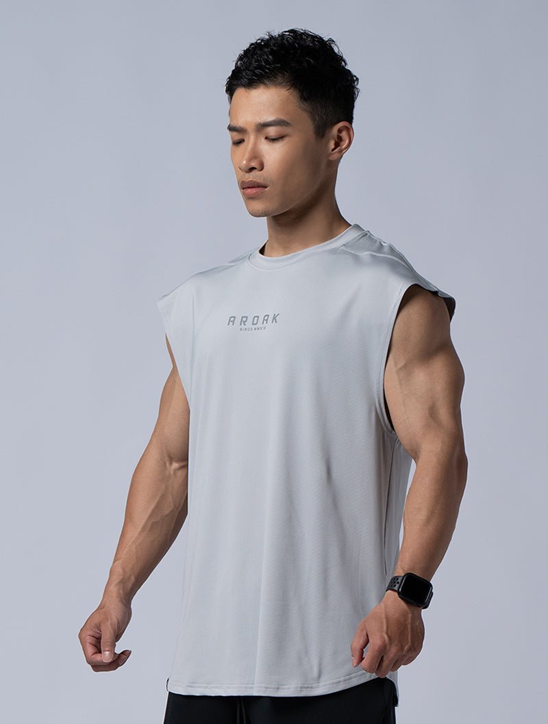 ArcTech™ 機能剪接寬版背心 (淺灰) - AROAK 機能健身服飾 | 專為健人打造