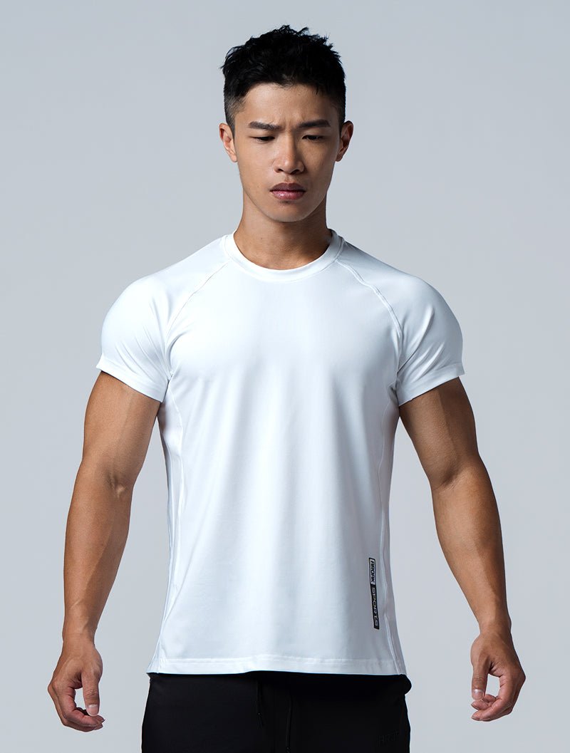 ArcTech™ Elite拉克蘭袖弧襬短袖上衣 (白) - AROAK 機能健身服飾 | 專為健人打造