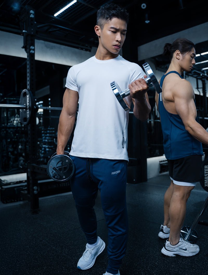 ArcTech™ Elite拉克蘭袖弧襬短袖上衣 (鐵灰) - AROAK 機能健身服飾 | 專為健人打造
