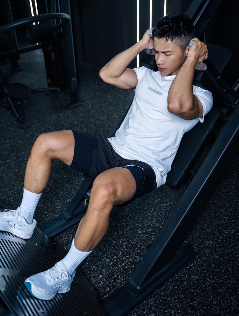 ArcTech™ Elite剪接訓練上衣 (黑) - AROAK 機能健身服飾 | 專為健人打造