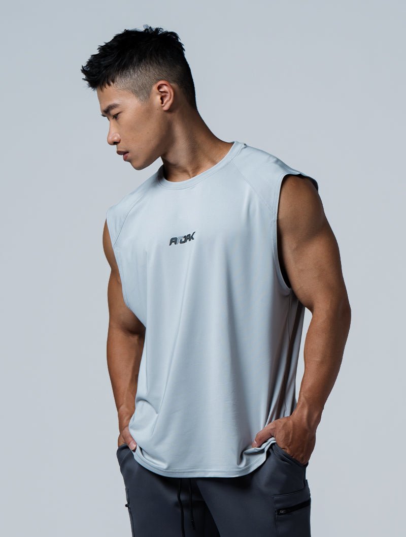 ArcTech™ Essential 寬肩剪接背心 (淺灰) - AROAK 機能健身服飾 | 專為健人打造