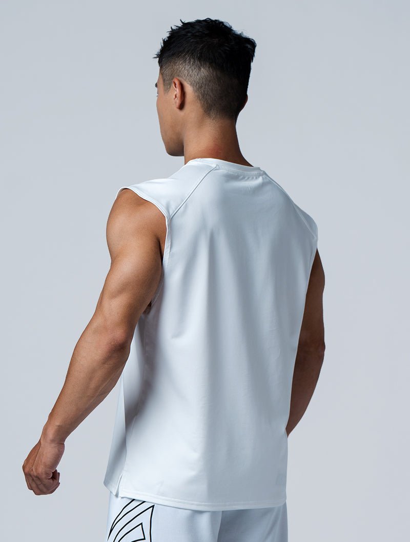 ArcTech™ Essential 寬肩剪接背心 (白) - AROAK 機能健身服飾 | 專為健人打造