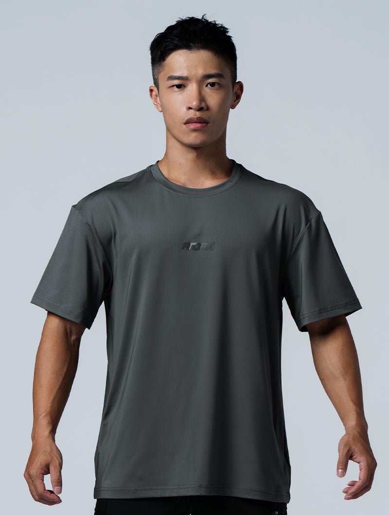 ArcTech™ Essential Oversized Fit 短袖上衣 (鐵灰) – AROAK 機能健身服飾 | 專為健人打造