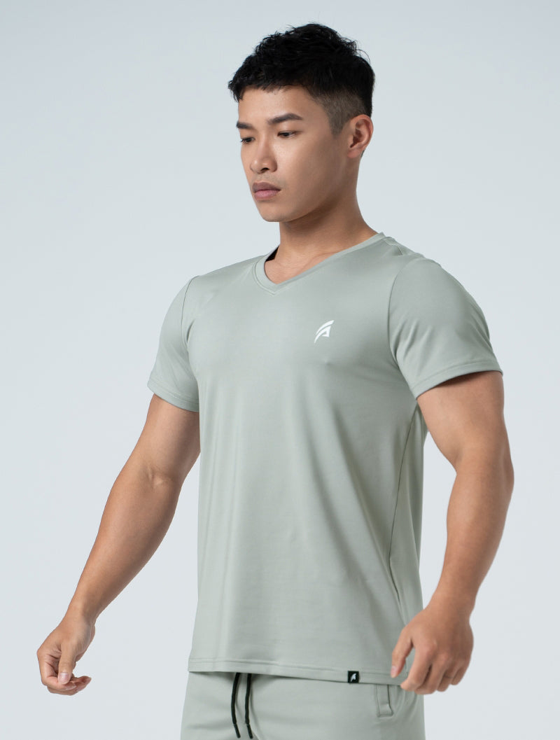 ArcTech™ V領短袖訓練上衣 (橄欖灰) - AROAK 機能健身服飾 | 專為健人打造