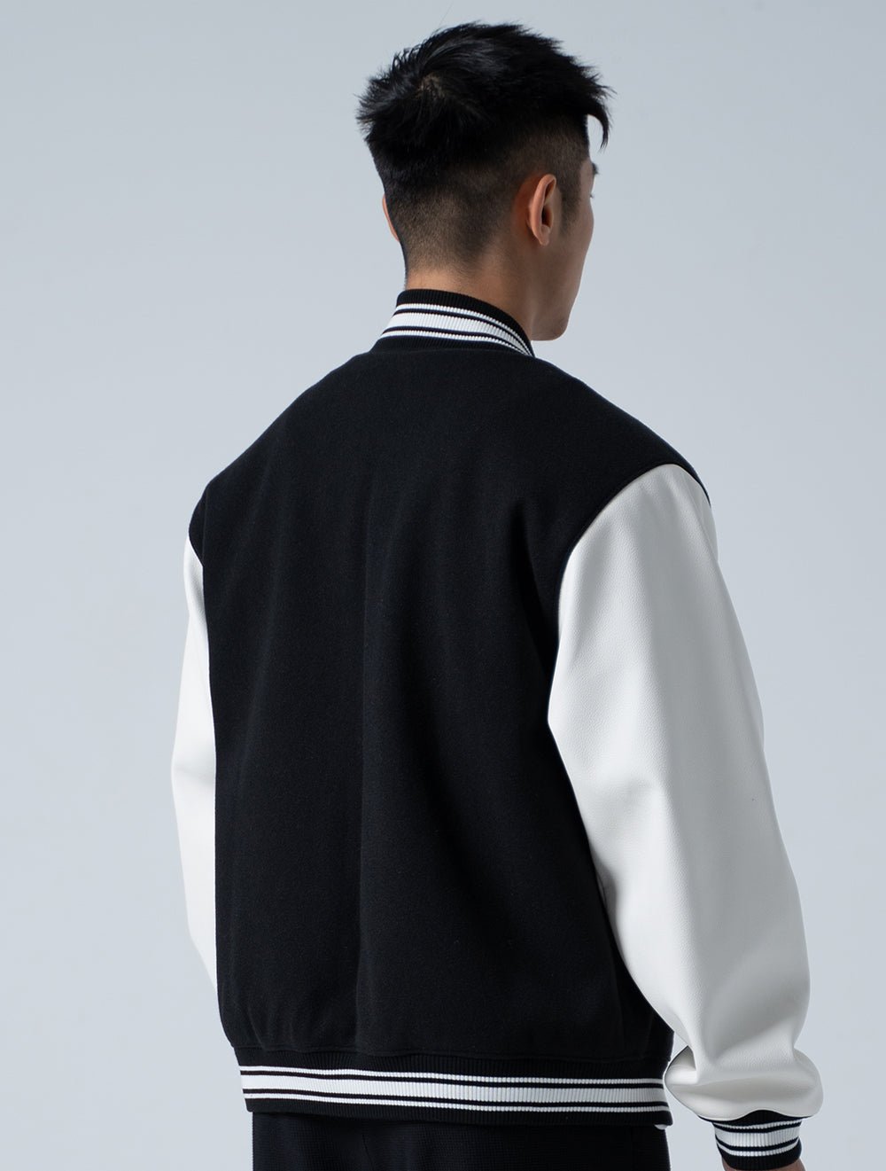 AROAK 棒球外套 (黑) - AROAK 機能健身服飾 | 專為健人打造