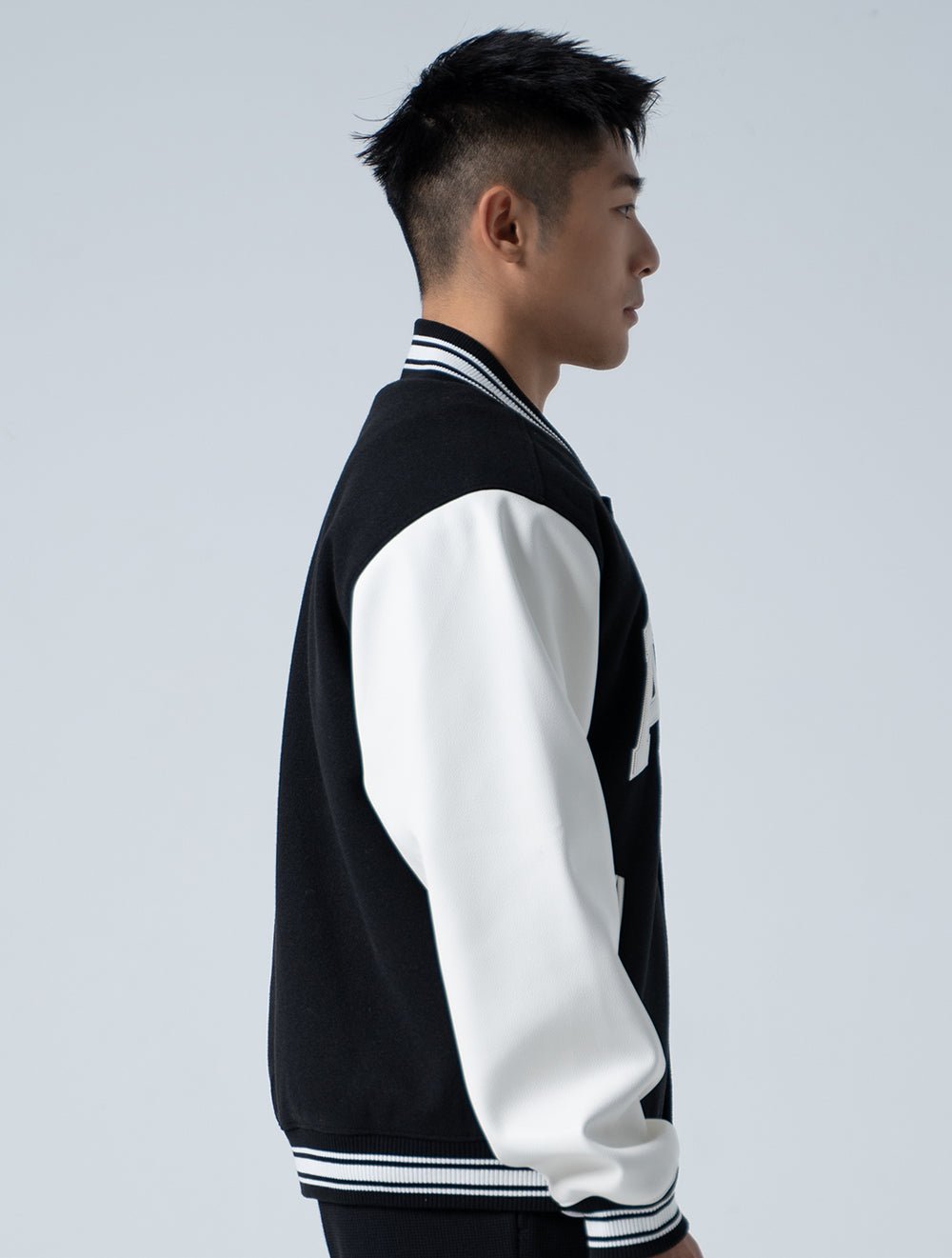 AROAK 棒球外套 (黑) - AROAK 機能健身服飾 | 專為健人打造