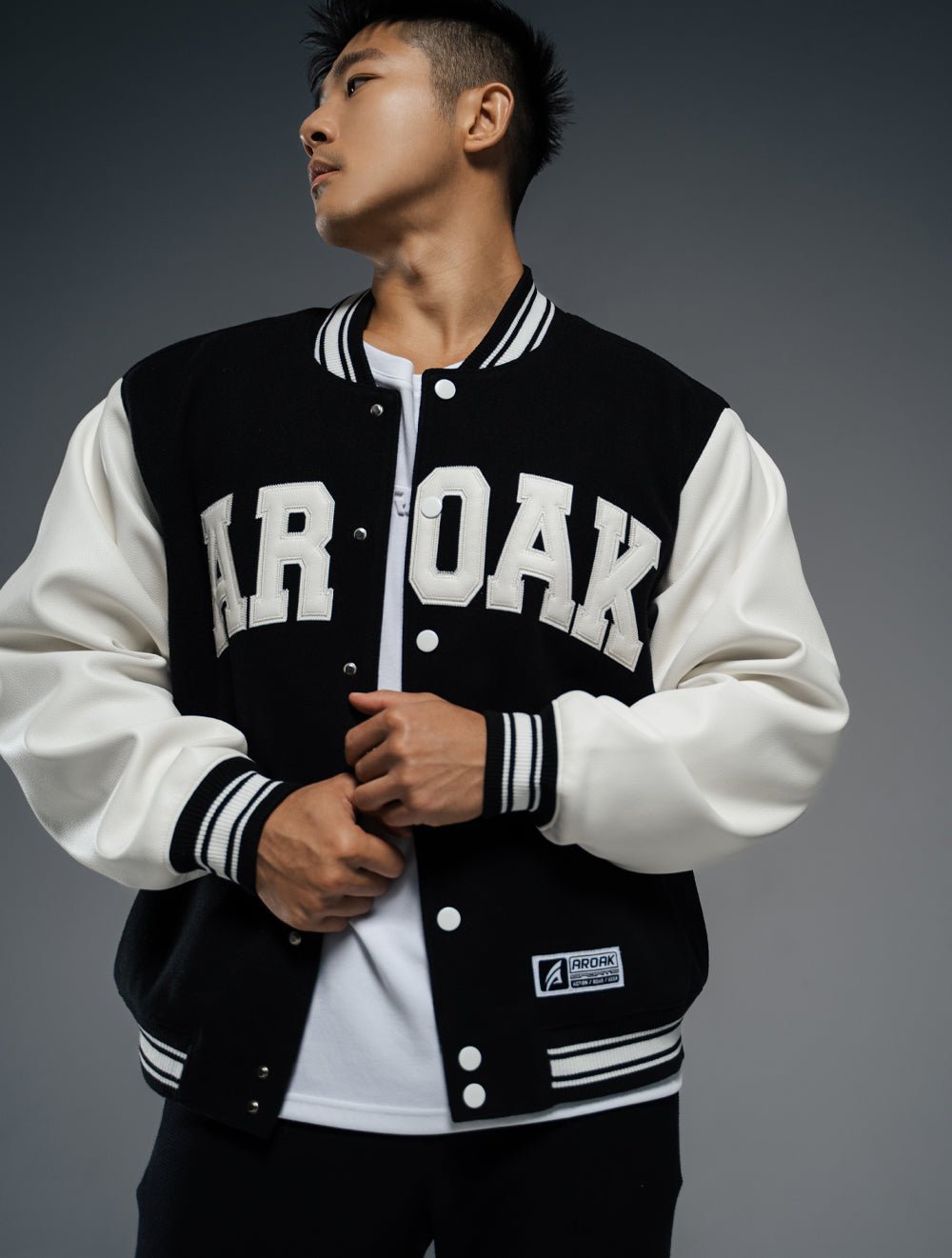 AROAK 棒球外套 (黑) - AROAK 機能健身服飾 | 專為健人打造