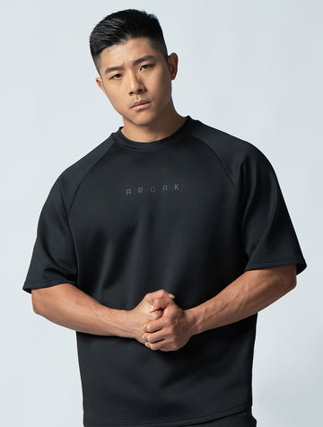 AirFlex™ OVERSIZED拉克蘭袖上衣 (黑)