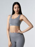 Doux™ Xross後背扣BraTop 25 - 1 (淺灰) - AROAK 機能健身服飾 | 專為健人打造