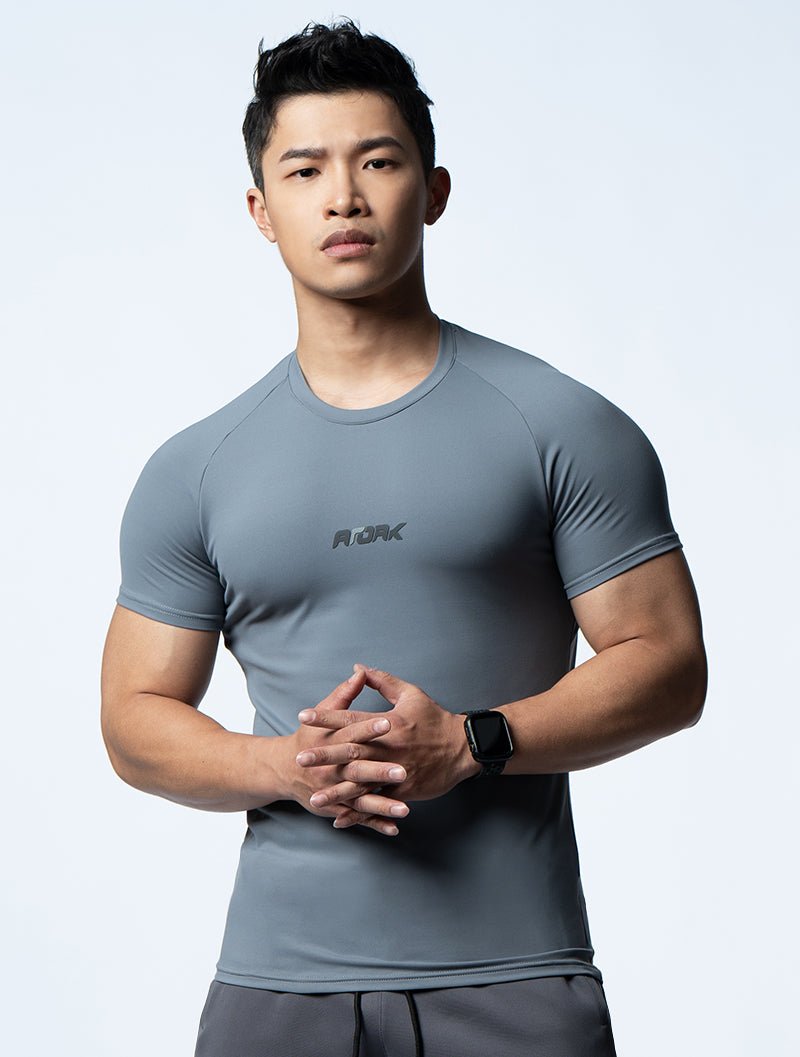 FluxFit™ 腋下拼接訓練上衣 (日蝕灰) - AROAK 機能健身服飾 | 專為健人打造