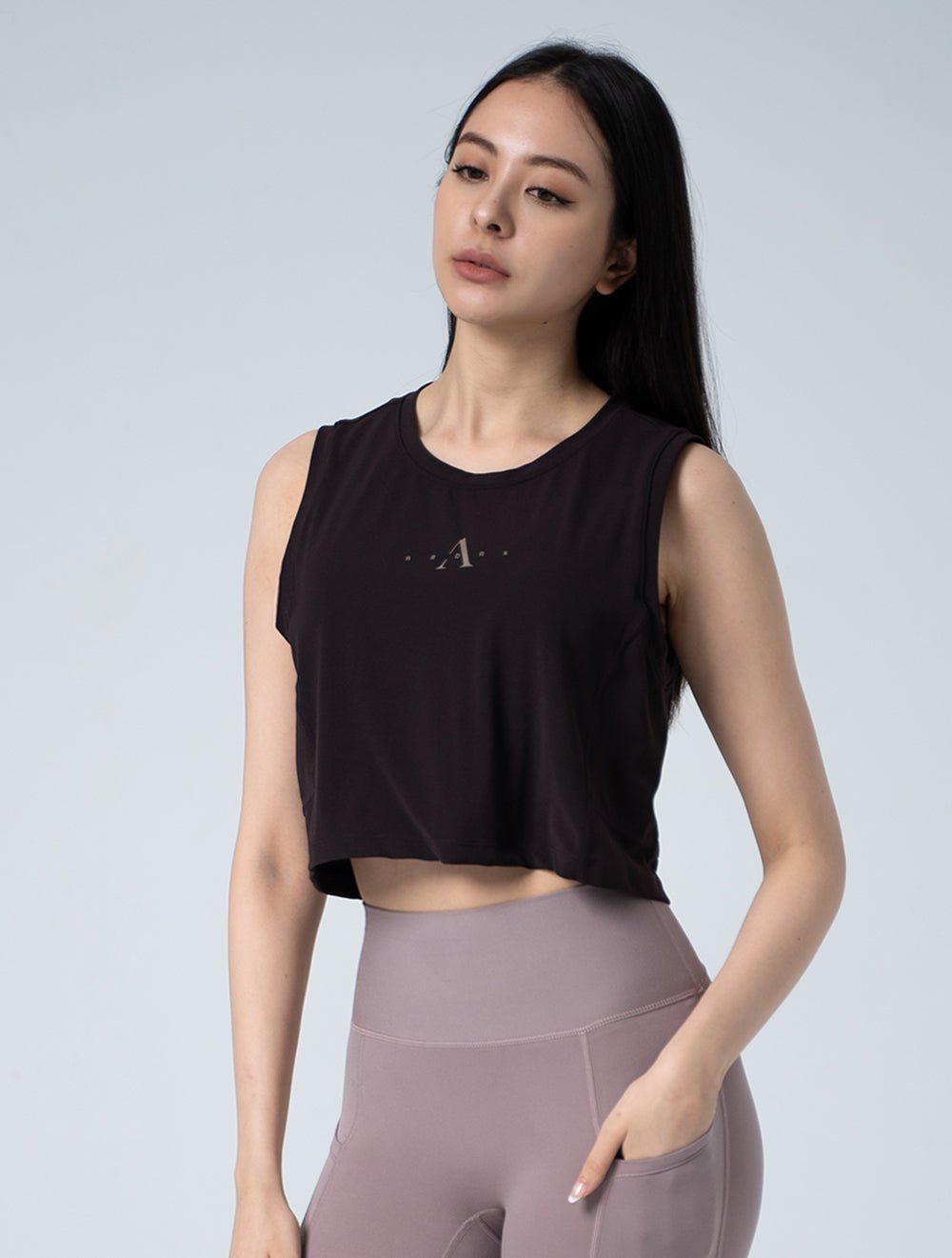 FluxFit™ 寬肩剪接短版背心25 - 2 (杉木棕) - AROAK 機能健身服飾 | 專為健人打造