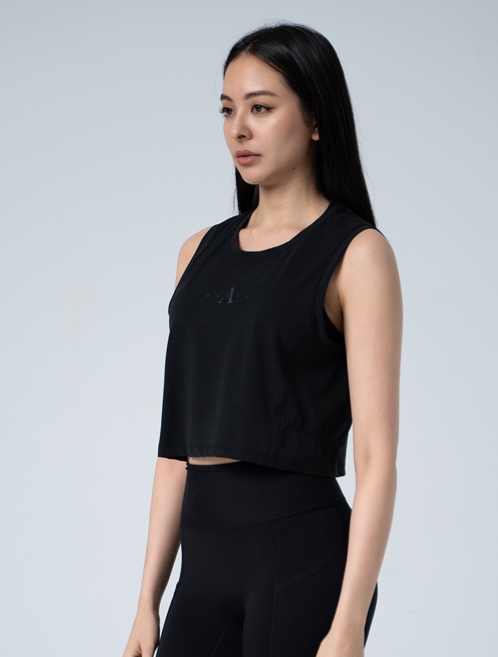 FluxFit™ 寬肩剪接短版背心25 - 2 (黑) - AROAK 機能健身服飾 | 專為健人打造