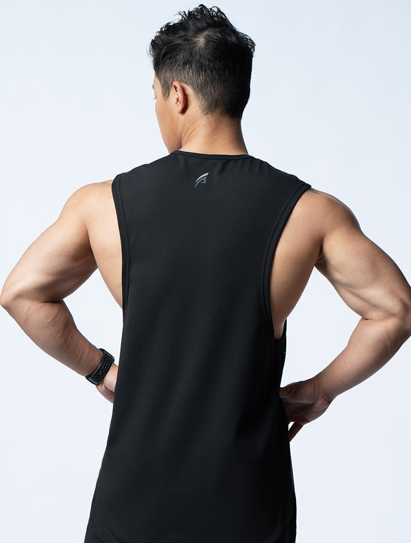 FluxFit™ 側開衩休閒背心 (黑) - AROAK 機能健身服飾 | 專為健人打造
