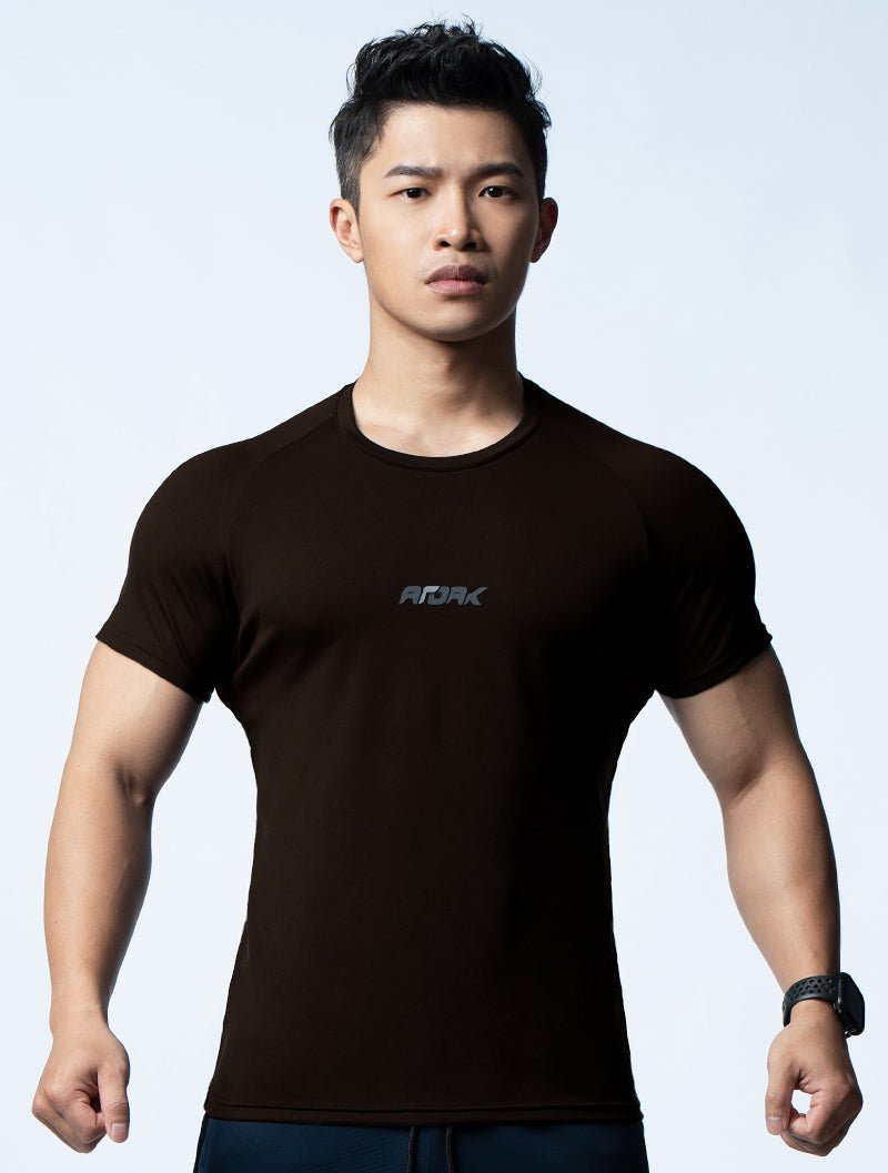 FluxFit™ 腋下拼接訓練上衣 (杉木棕) - AROAK 機能健身服飾 | 專為健人打造