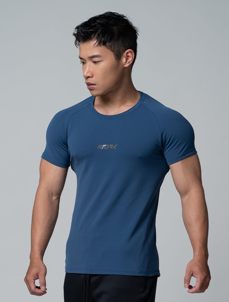 FluxFit™ LOGO沖孔訓練上衣 (斜紋藍) - AROAK 機能健身服飾 | 專為健人打造