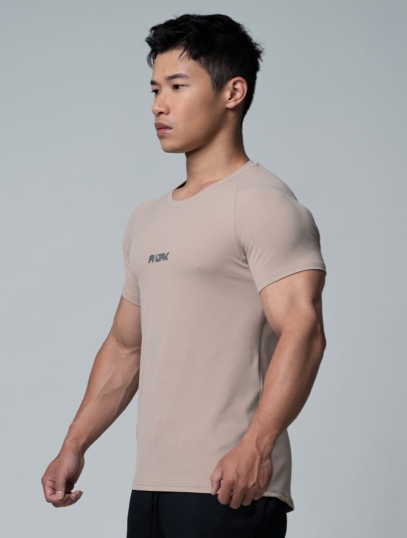 FluxFit™ LOGO沖孔訓練上衣 (荳蔻棕) - AROAK 機能健身服飾 | 專為健人打造