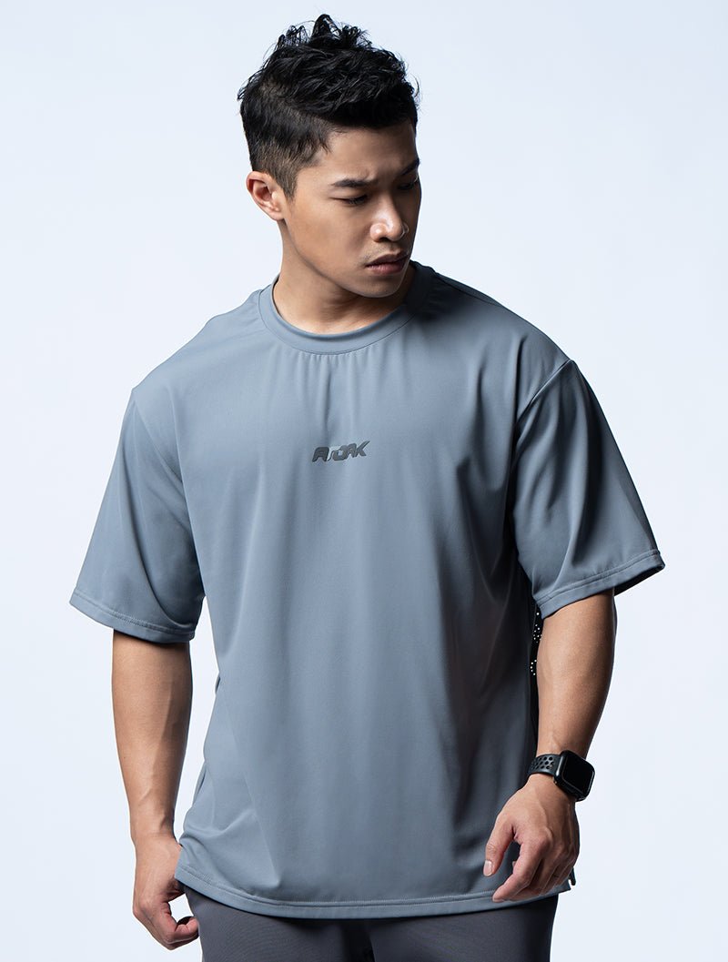 FluxFit™ OVERSIZED機能短袖訓練上衣 (日蝕灰) - AROAK 機能健身服飾 | 專為健人打造