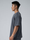 立體 LOGO 寬版休閒短袖上衣 (水泥灰) - AROAK 機能健身服飾 | 專為健人打造