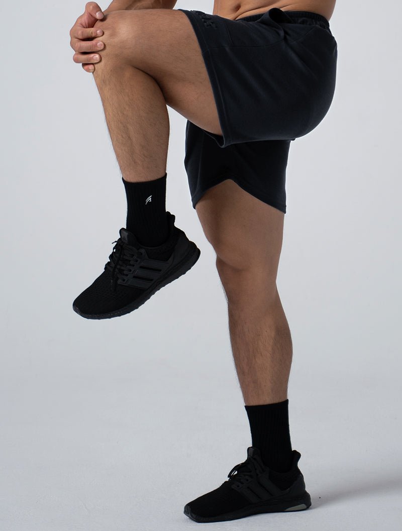 立體 LOGO 休閒短褲 (黑) - AROAK 機能健身服飾 | 專為健人打造