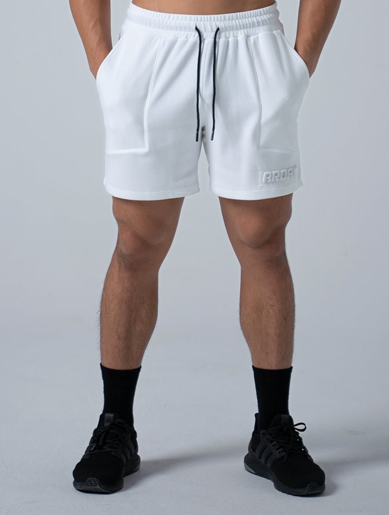 立體 LOGO 休閒短褲 (白) - AROAK 機能健身服飾 | 專為健人打造