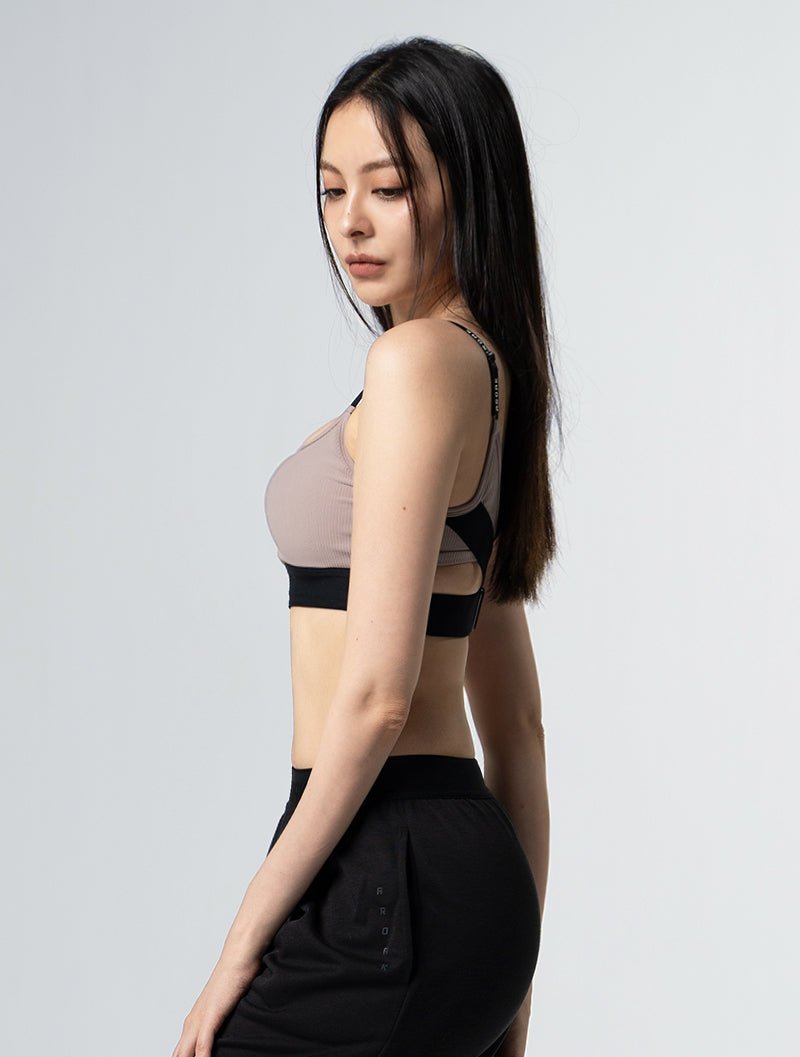 Lumin™ Xross鬆緊美背BraTop 25 - 1 (奶茶杏) - AROAK 機能健身服飾 | 專為健人打造