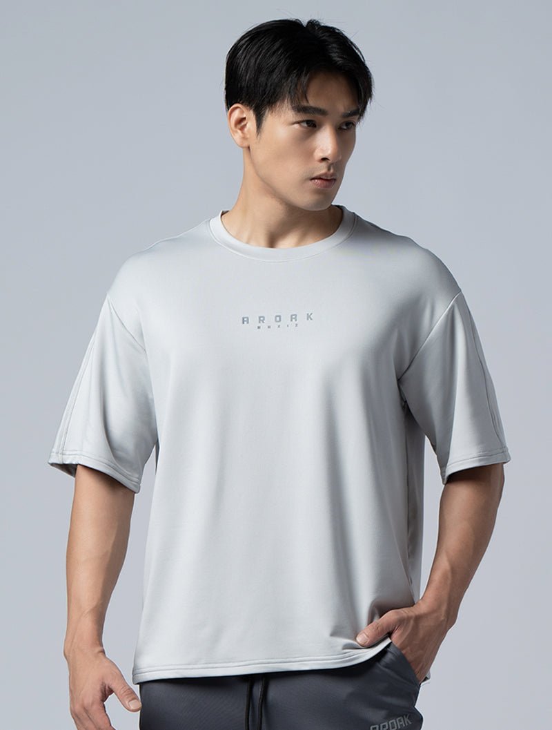 ONE - WAY™ 單向導濕後袖剪接訓練上衣 (淺灰) - AROAK 機能健身服飾 | 專為健人打造