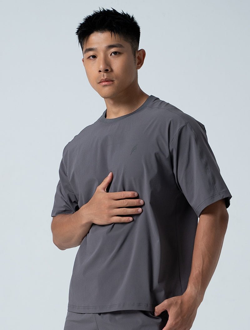 QuadFlex™ OVERSIZED休閒短袖上衣 (暗岩灰) - AROAK 機能健身服飾 | 專為健人打造