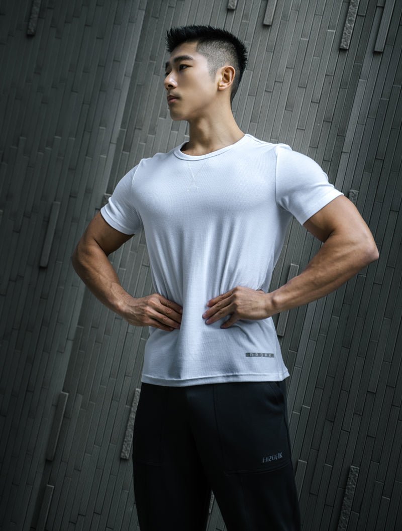 Tencel - RIB™圓領羅紋短袖上衣 (黑) - AROAK 機能健身服飾 | 專為健人打造