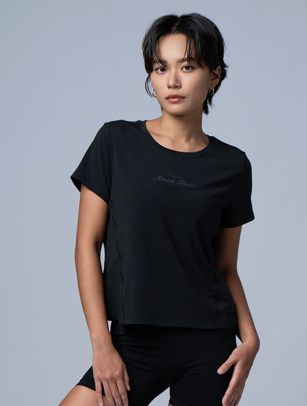TENCEL™-SGL 立線剪接上衣 (黑) - AROAK 機能健身服飾 | 專為健人打造