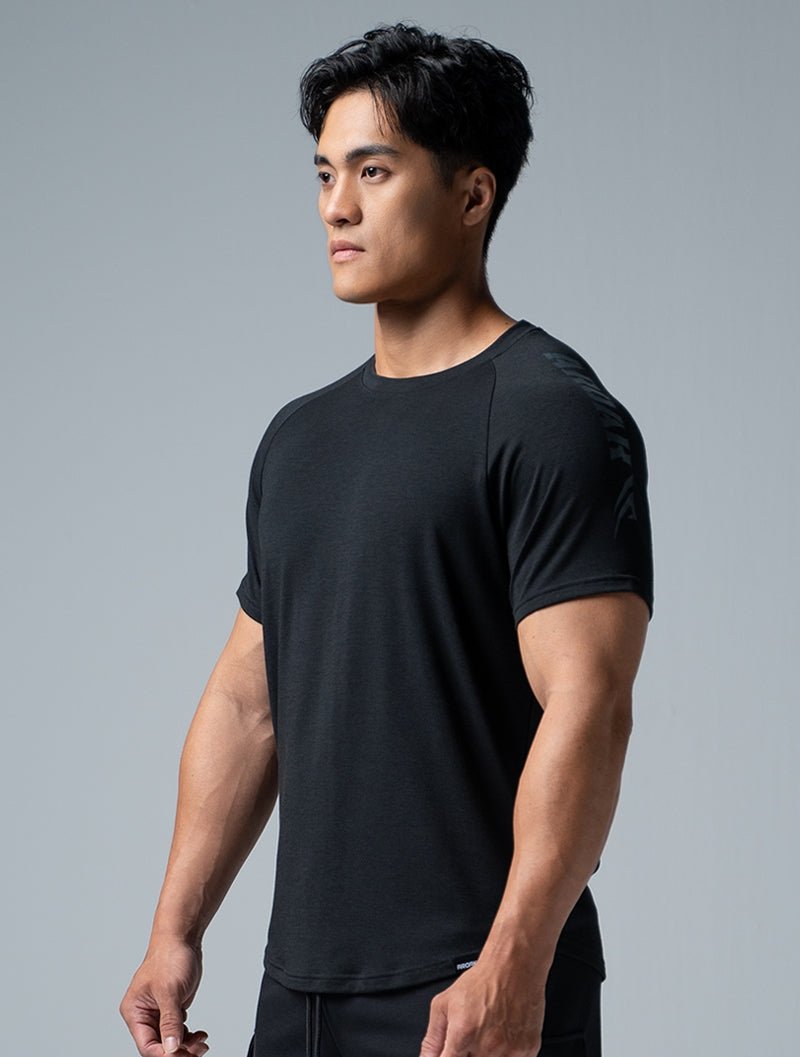 TENCEL™-SGL 休閒拉克蘭短袖上衣 (黑) - AROAK 機能健身服飾 | 專為健人打造
