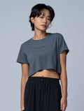 TENCEL™-SGL 動感流線短版上衣 (水泥灰) - AROAK 機能健身服飾 | 專為健人打造