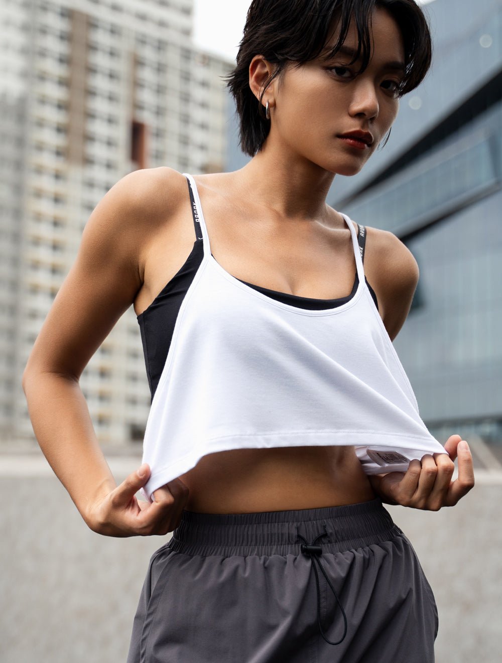 TENCEL™-SGL 交織外罩背心 (黑) - AROAK 機能健身服飾 | 專為健人打造