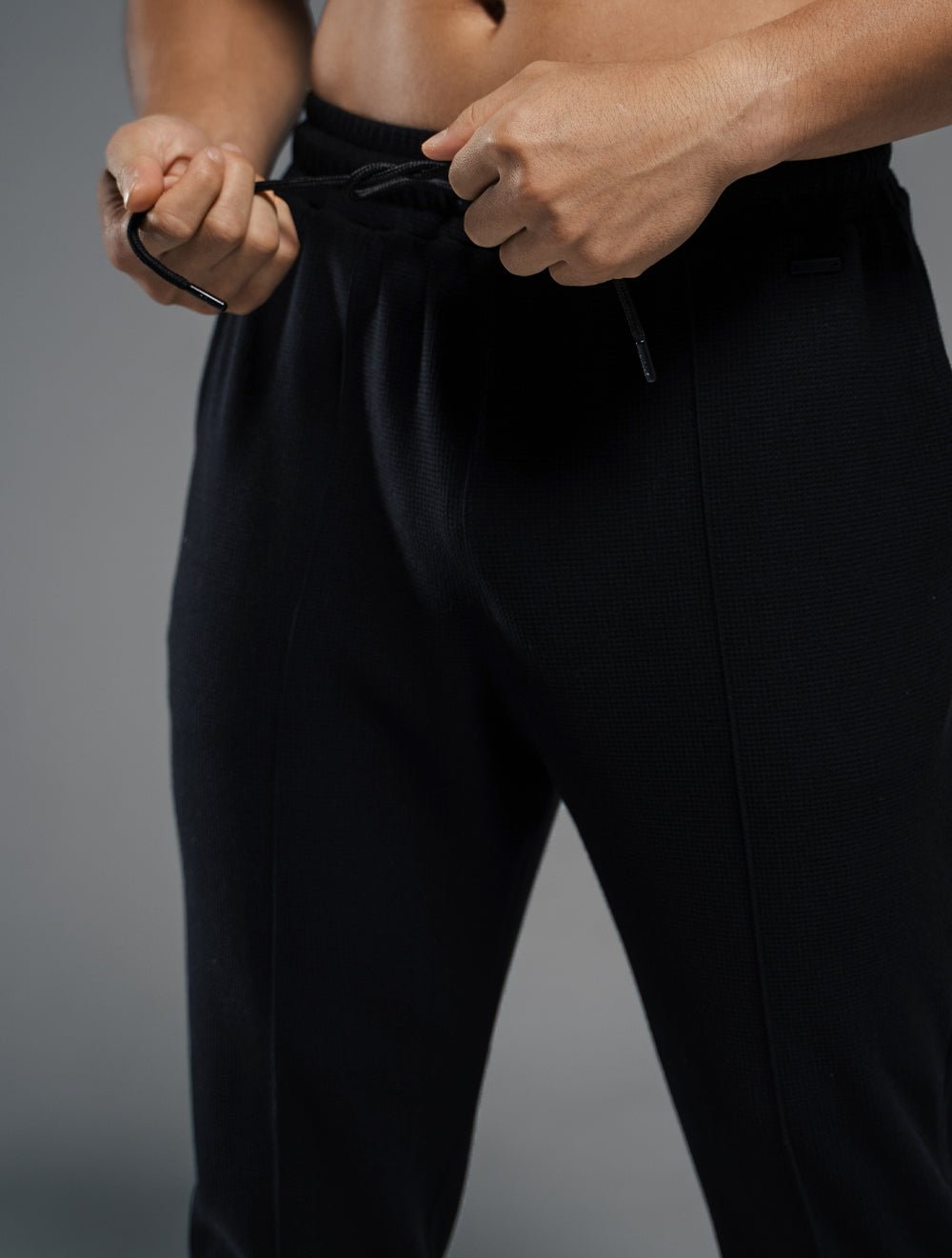 Wafflux™ 雲感錐型長褲 (黑) - AROAK 機能健身服飾 | 專為健人打造