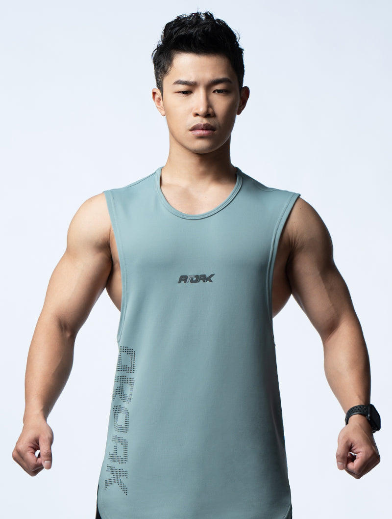 FluxFit™ 側開衩休閒背心 (別墅綠)